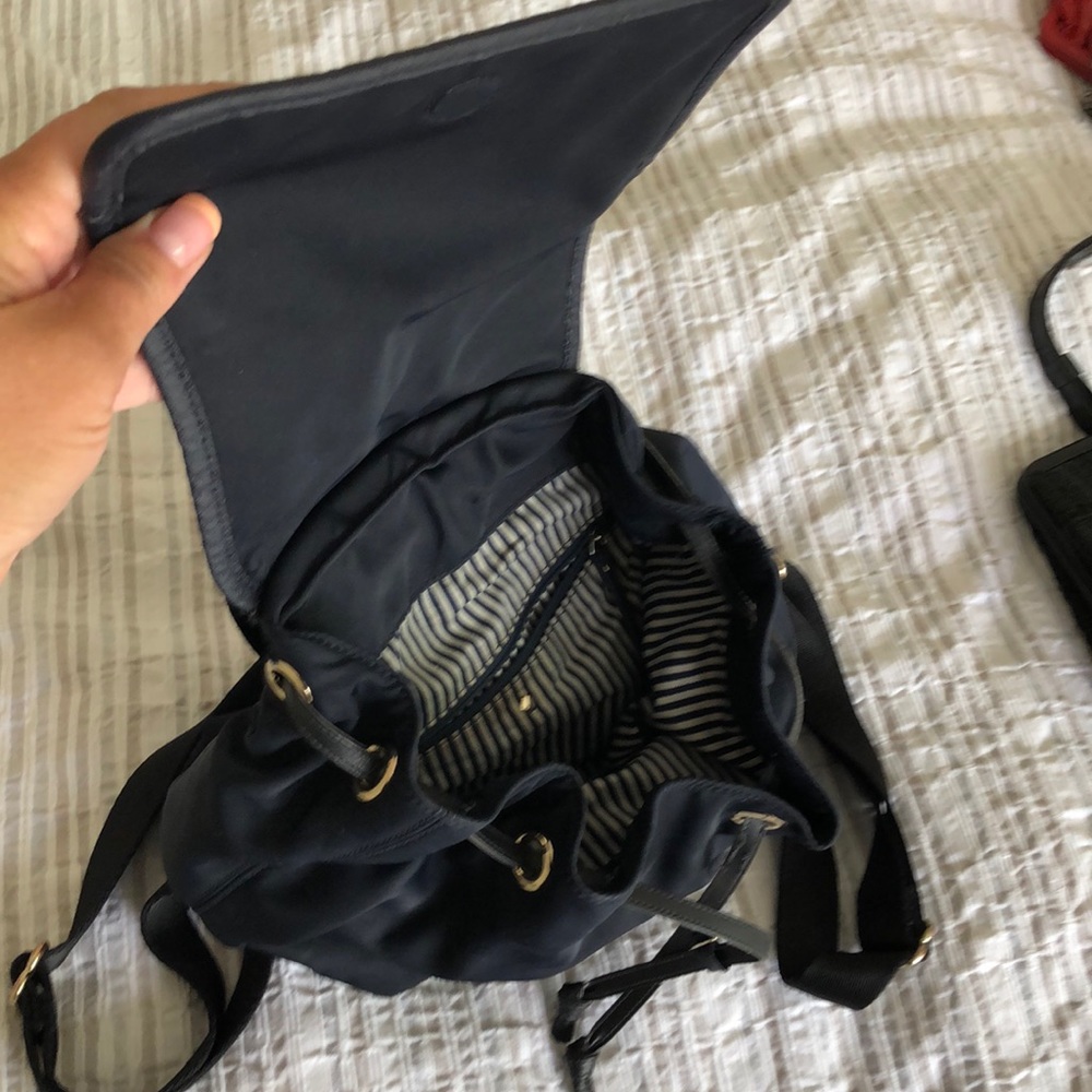 Backpack - Picture 3 of 7